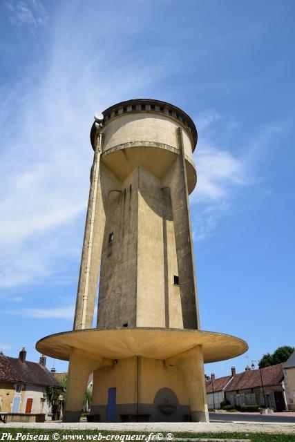 Château d'eau de Bouhy