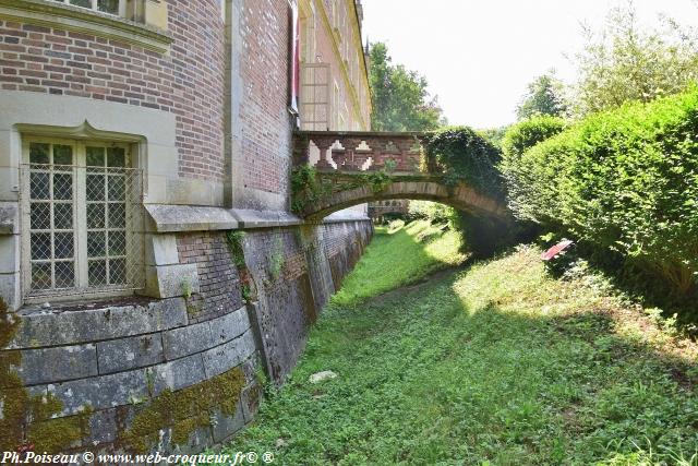 Château de Saint Amand en Puisaye Nièvre Passion