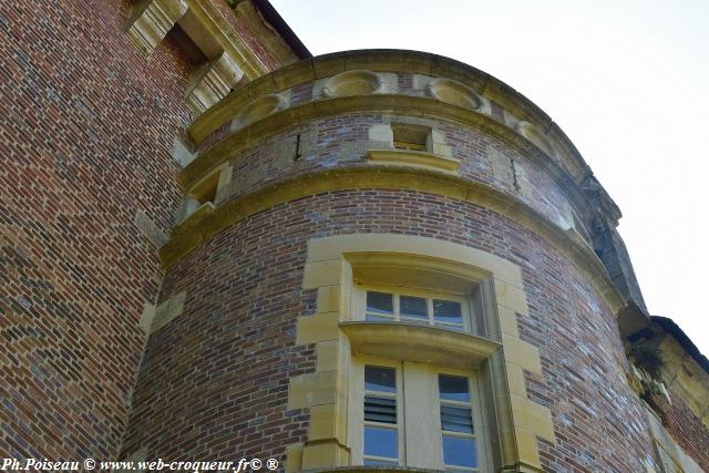 Château de Saint Amand en Puisaye Nièvre Passion