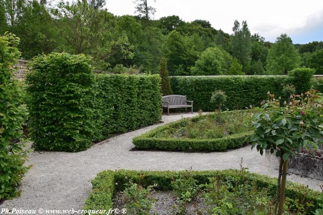 Château de Corbelin les Jardins Nièvre Passion