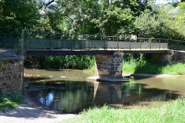 Gué et passerelle de Pourcelanges