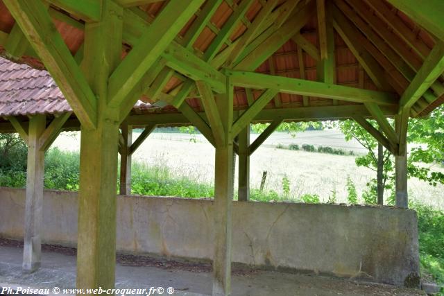 Lavoir de Bouhy