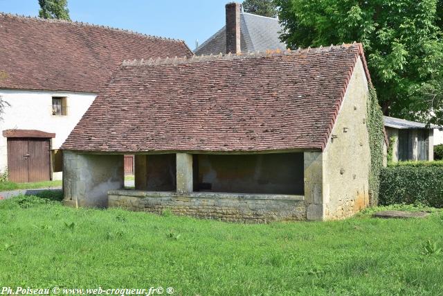 Lavoir de la "Fontaine Poireau"