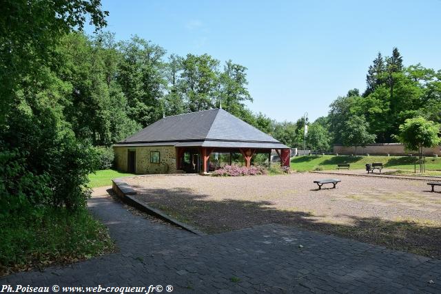 Lavoir de Saint Amand en Puisaye Nièvre Passion