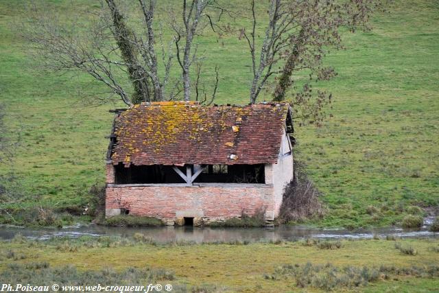 Lavoir des Réaux Ponts de Beaumont Nièvre Passion