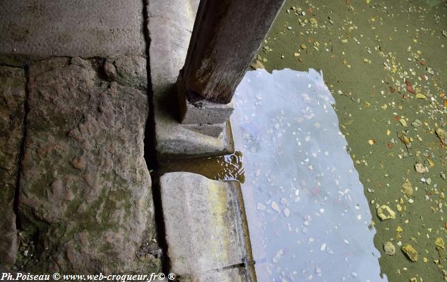 Lavoir de Suilly la Tour
