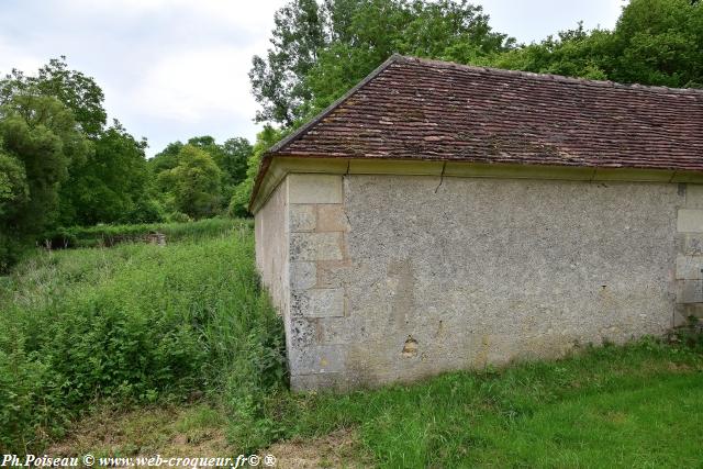 Lavoir de Suilly la Tour