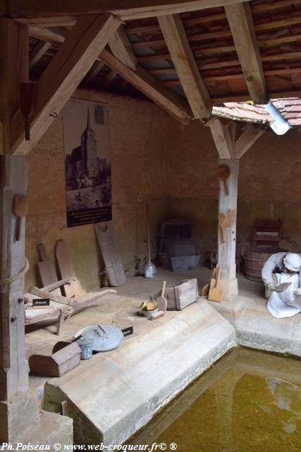 Lavoir et Musée de Vielmanay Nièvre Passion