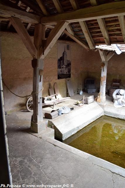 Lavoir et Musée de Vielmanay Nièvre Passion