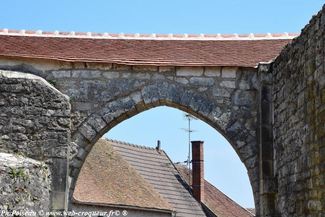 Porte de Cosne de Saint-Vérain