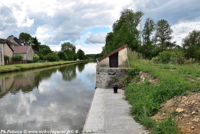 Le lavoir de Pousseaux