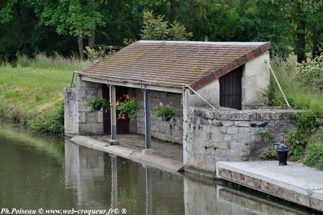 Le lavoir de Pousseaux