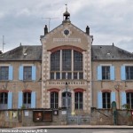 Mairie École bibliothèque de Surgy un superbe patrimoine