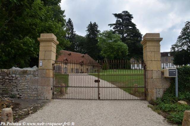 Château de Montgoublin Nièvre Passion