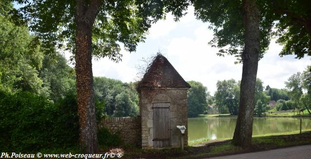 Château de Saint Benin d'Azy