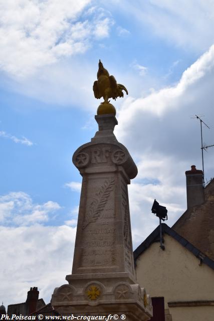 Monument Aux Morts de Tannay Nièvre Passion