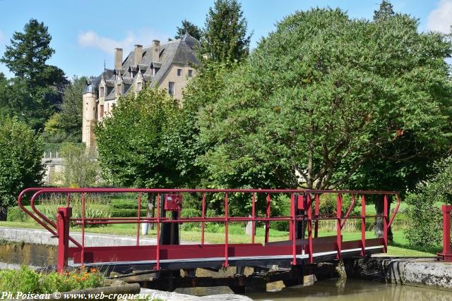 Écluse 14 de Châtillon en Bazois