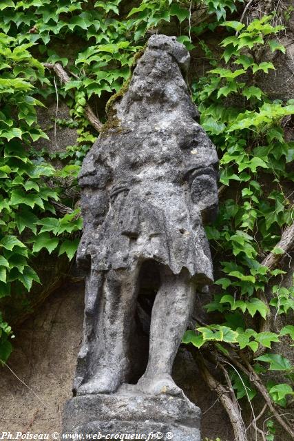 Monument Pierre Couvé à Clamecy Nièvre Passion