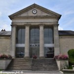 Mairie de Château-Chinon un Hôtel de ville du Nivernais