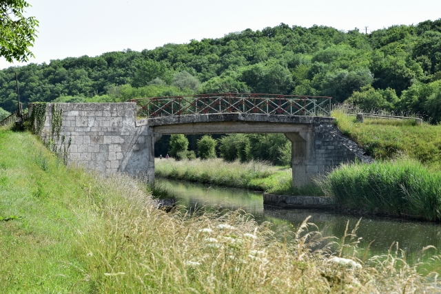 Canal du Nivernais à Basseville