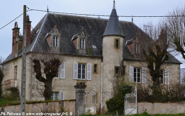 Le Château le Petit Bussy Nièvre Passion