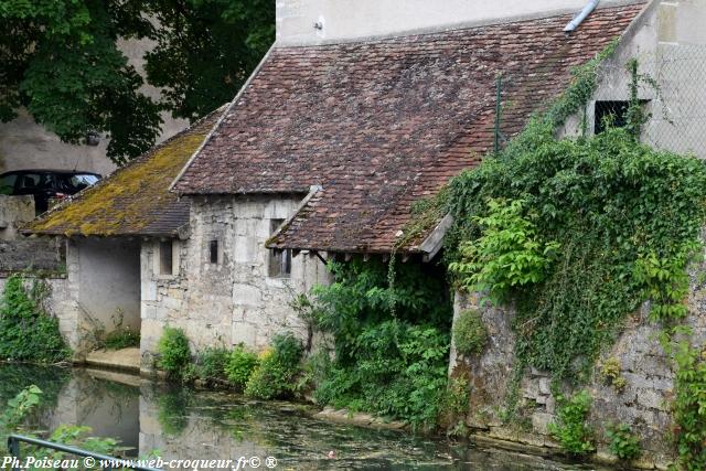 Lavoirs du quai des îles à Clamecy Nièvre Passion