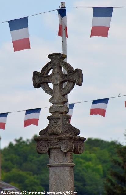 Croix Pont du Beuvron de Clamecy