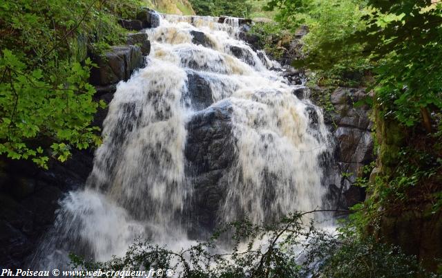 Cascade Narvau de Lormes