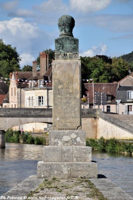 Jean Rouvet à Clamecy