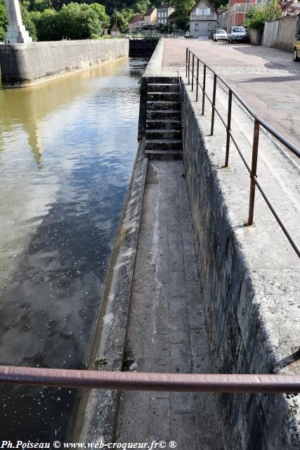 Lavoir du Perthuis de Clamecy Nièvre Passion