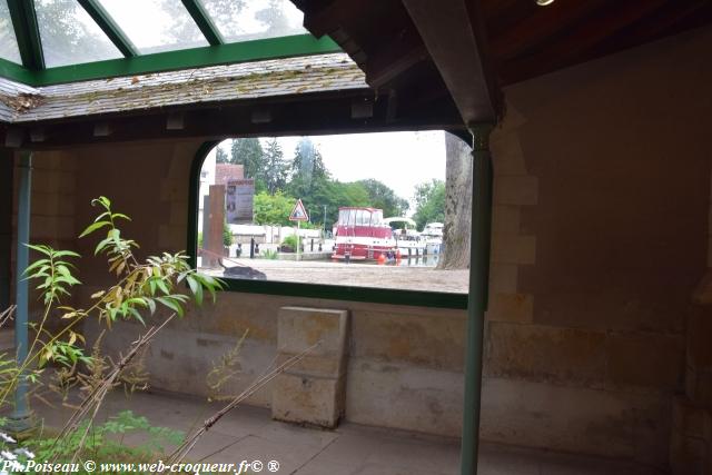 Lavoir "des jeux" de Clamecy