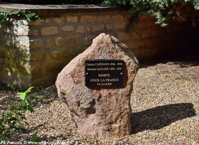 Stèle aux Morts de Châtillon en Bazois Nièvre Passion