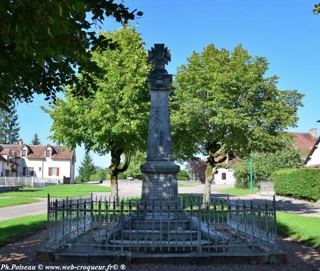 Monument aux Morts de Montigny sur Canne Nièvre Passion