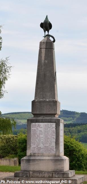 Monument aux Morts de Château Chinon Nièvre Passion