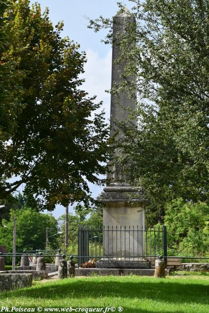 Monument aux martyrs de Clamecy