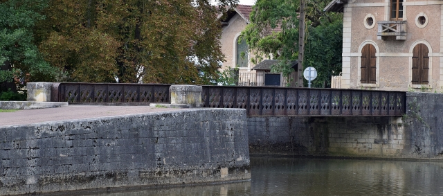 Pont du quai du Perthuis