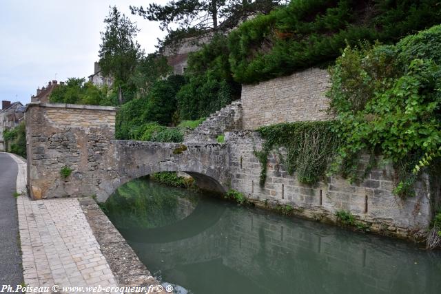 Quai des Moulins de Clamecy Nièvre Passion