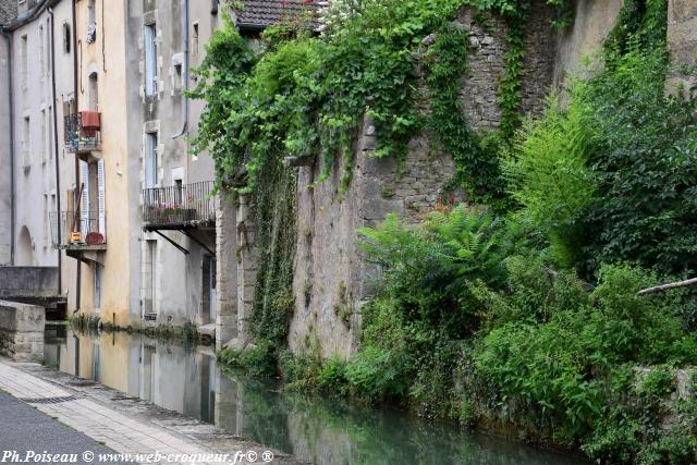 Quai des Moulins de Clamecy Nièvre Passion