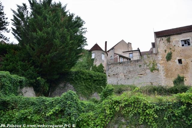 Quai des Moulins de Clamecy