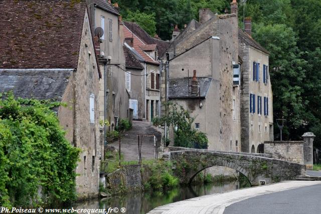 Quai des Moulins de Clamecy