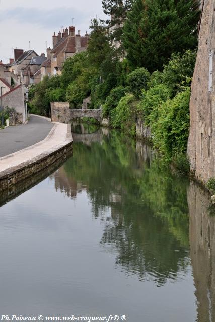 Quai des Moulins de Clamecy Nièvre Passion