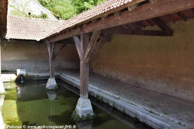 Lavoir de Saint Parize le Châtel