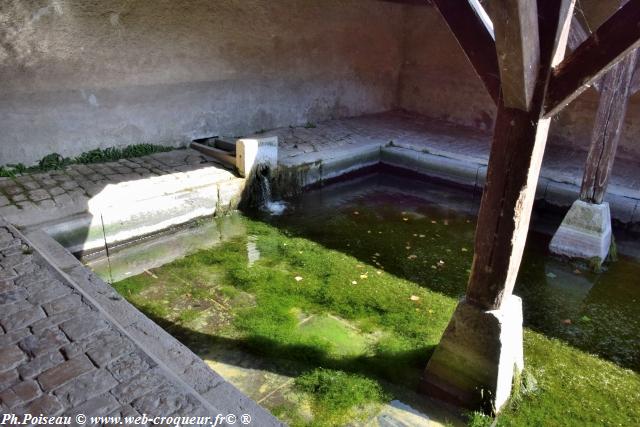 Lavoir de Saint Parize le Châtel