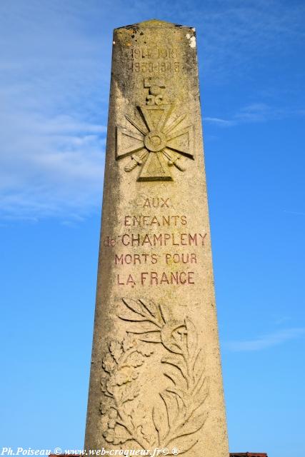 Monument aux morts de Champlemy Nièvre Passion