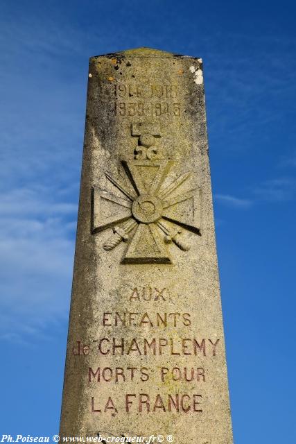 Monument aux morts de Champlemy Nièvre Passion