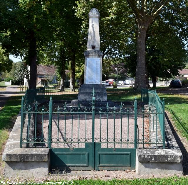 Le Monument aux morts de la Fermeté un hommage