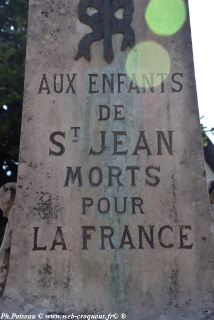 Monument aux morts de Saint Jean Aux Amognes