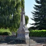Monument aux morts de Saint Jean Aux Amognes