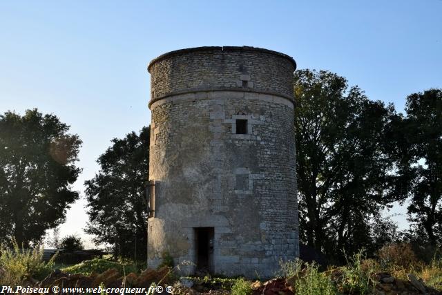 Ancien Moulin à vent de Thouez