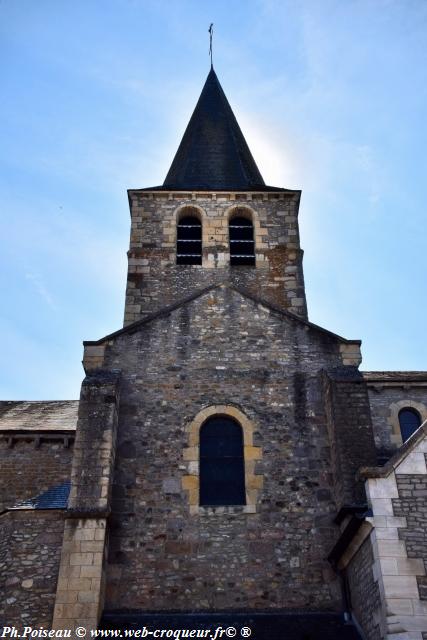 Église de Saint Pierre le Moutier Nièvre Passion